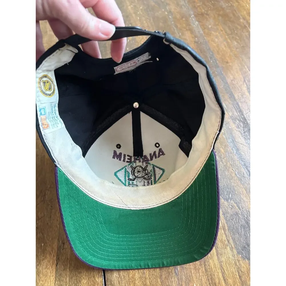Vintage Anaheim Mighty Ducks CCM Snapback Hat Cap  NHL 90s Hockey Embroidered